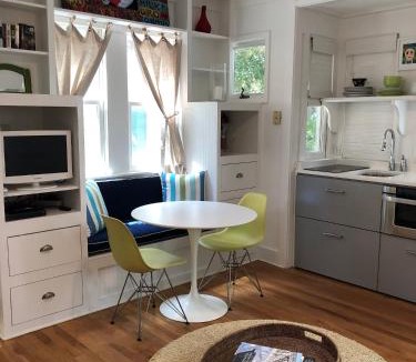 Seaside House | Homecoming