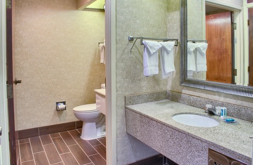 Thomasville Hotel | Hometown Inn