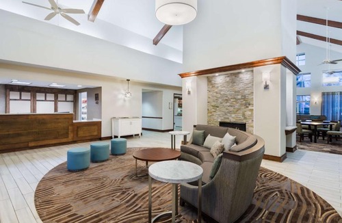 Mid City South Hotel | Homewood Suites by Hilton Baton Rouge