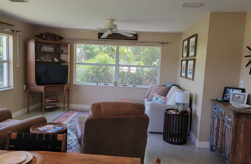 Homosassa House | Homosassa River Cozy Vacation House