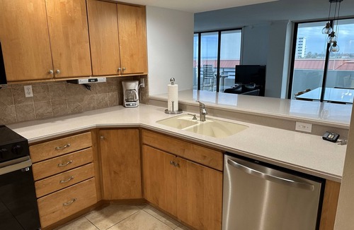 Seabreeze Park Condo | Horizons Oceanfront 3 Bedroom 2 Bath
