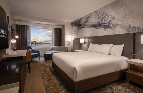 Lake Charles Hotel | Horseshoe Lake Charles Hotel & Casino - A Caesars Rewards Destination