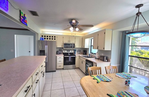 Florida Shores House | Hot Deals- Cozy Getaway- Private Pool, Beach,restaurants, NSB close by.