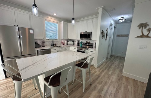 Laguna Beach House | Hot tub, Perfect For Families, Close To Pier Park, Brand New Home