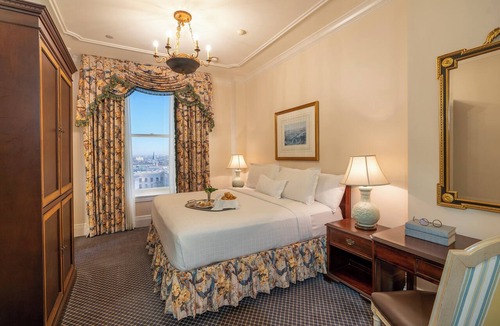 French Quarter Hotel | Hotel Monteleone, New Orleans
