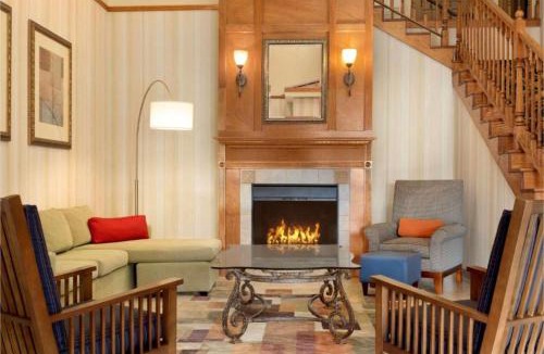 Pineville Hotel | Hotel Pineville & Conference Center Alexandria I-49
