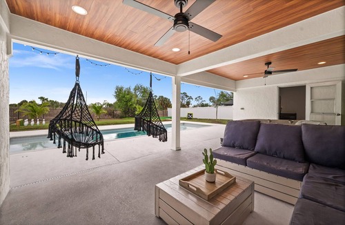 Port Charlotte - Charlotte Harbor House | HotTub, Pool, Sauna, Roof Top Deck, Mini Golf, Bowling, Game room, Exercise room