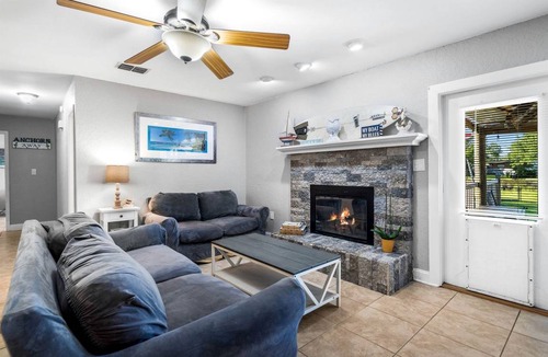 Fort Walton Beach House | House ∙ 2 bedrooms ∙ 6 guests