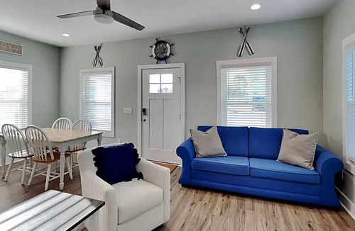 Crescent Beach House | House ∙ 3 bedrooms ∙ 8 guests