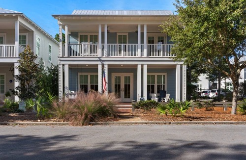 Watercolor House | House ∙ 4 bedrooms ∙ 12 guests