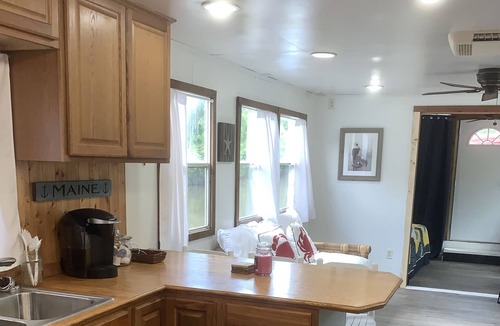 Westlake Boat Rental | Houseboat retreat!