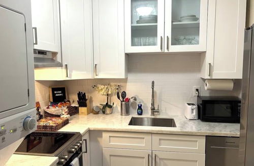 Houston Heights Cottage | Houston Heights Love Park Cottages - 2BR-2BA