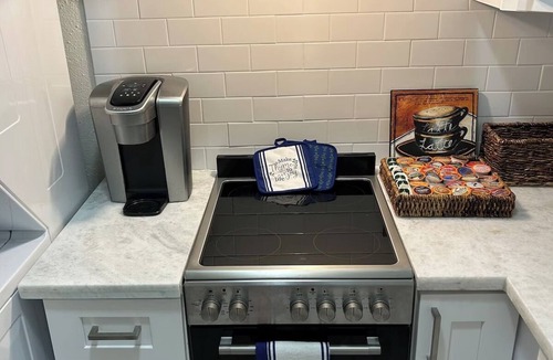 Houston Heights Cottage | Houston Heights Love Park Cottages - 2BR-2BA