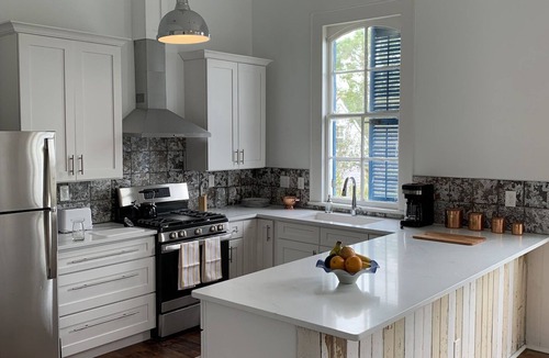 Bywater Apartment | Huge 2nd Floor Furnished Apt in Historic Bywater House 30 day rentals only