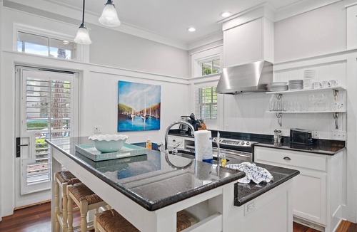 Watercolor House | Huge at 2,360 SqFt, Golf Cart & 4 Bikes! 4 WaterColor Pools, Beach Club & Camp -