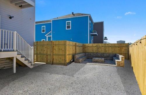 Tulane - Gravier House | Huge home 5min from FQ! 5BR, outdoor seating!
