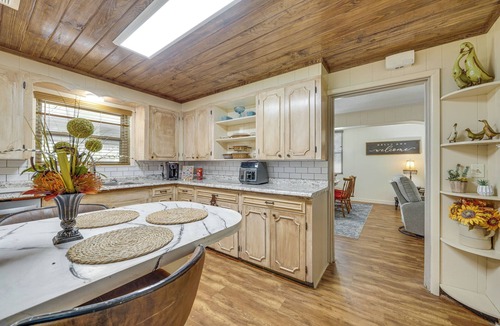 Lockesburg House | Hunt, Fish & Birdwatch: Peaceful Lockesburg Escape