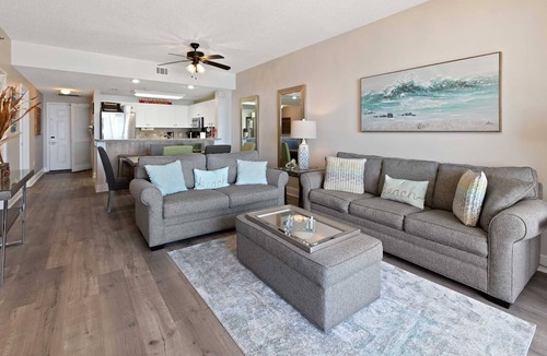 Fort Walton Beach - Destin Condo | Hurry Wont Last, Leeward Key 605, Beach service, 2 King Beds, Florida Living at its finest