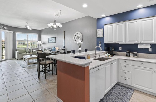 Burnt Store Marina Condo | I'm coco-nuts for you. Waterfront, community amenities & nature trails