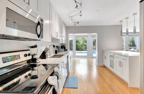 Boca Raton House | Idyllic Boca Pool Home: 4/2.5 + Study-FAU & Mizner