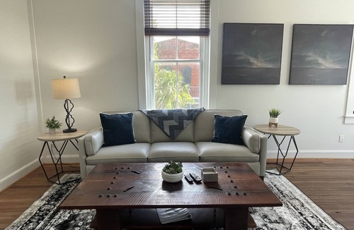 Apalachicola Condo | In the heart of downtown Apalach w/restaurants, shops & waterfront within steps