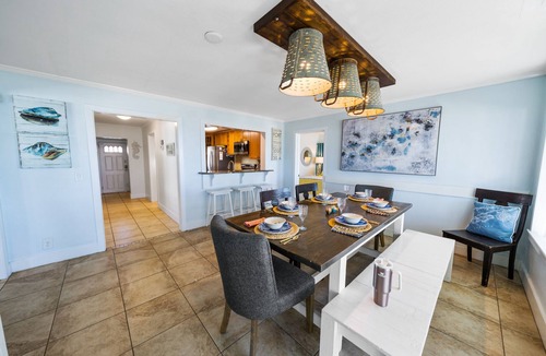 Bahama Beach House | Incredible Beach Front House! 6Br/4.5 Ba. 2 Homes in One!