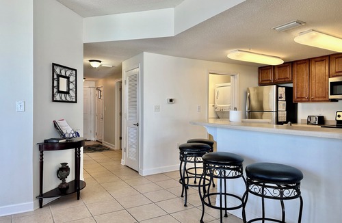 Lower Grand Lagoon Condo | Incredible Penthouse Breathtaking Views WiFi Parking Garage 2 Pools & Spas Gym
