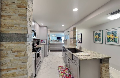 Ormond Beach Condo | Indies House 307 | Oceanfront Corner Modern Penthouse