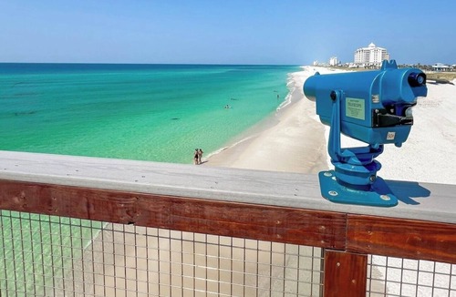 Villa Sabine Condo | Inexpensive quick escape! 2-3 & 4-Night Getaways - Waterfront Sleeps 4