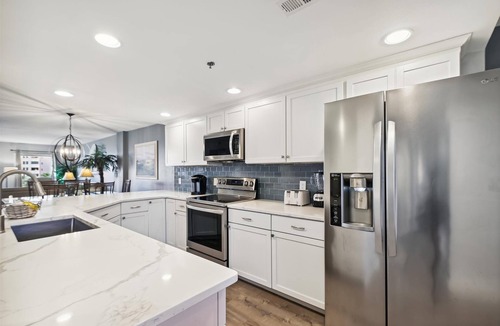 Holiday Isle Condo | Inlet Reef 210 2 Bedroom Condo by RedAwning