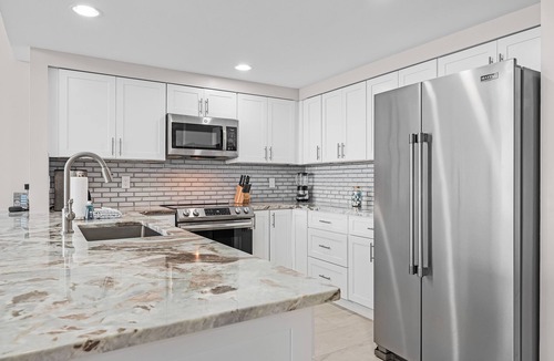Clipper Cove Condo | Inn at Crystal Beach 503B by Salt Water Vacations