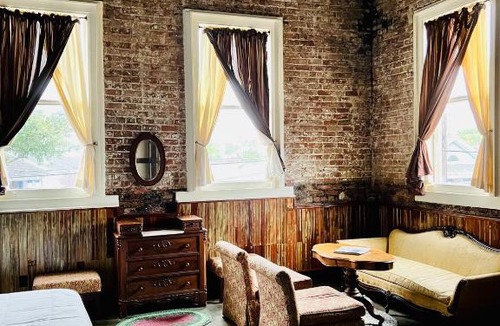 Treme Bed & Breakfast | Inn at the Old Jail