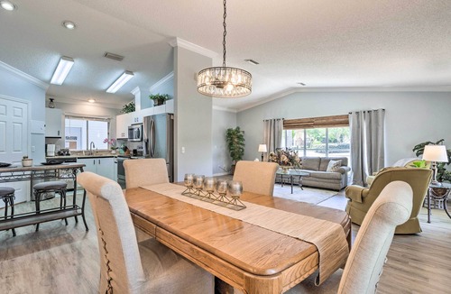 Del Mar Cottage | Inviting Lady Lake House: In the Village!