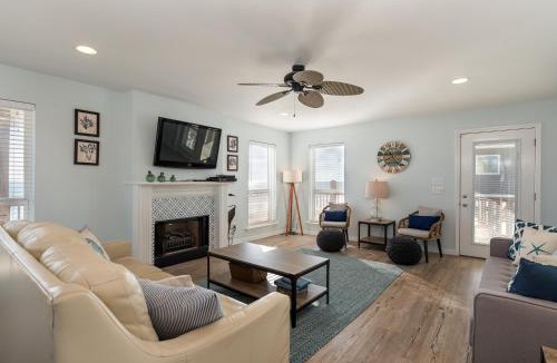 Dauphin Island House | Island Escape - 105 Vargas Ct