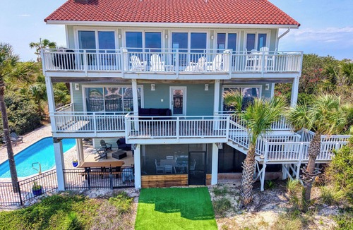 Sea Palm Village House | Island Escape ~ Beach front, Private Pool, Pet-Friendly, Fully Renovated!