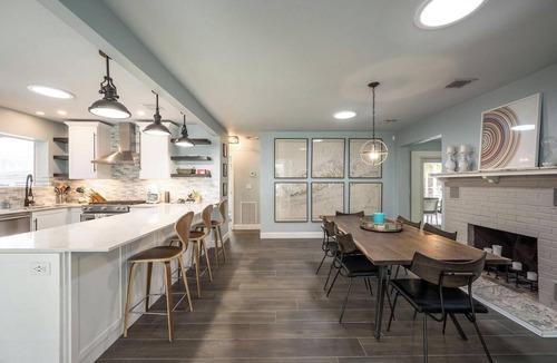 Midtown House | Island Time Escape - Charming Family Retreat