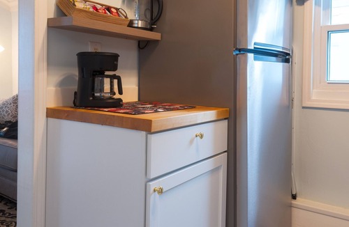 Touro Cottage | Jazz Fest Ready Easy Transit to French Quarter & Tulane Loyola University