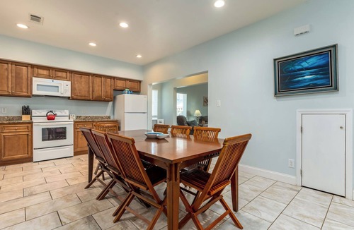 Audubon Place House | JUNE SAVINGS! Dauphin on the Gulf, Beachfront, 5/4.5, Sleep 12