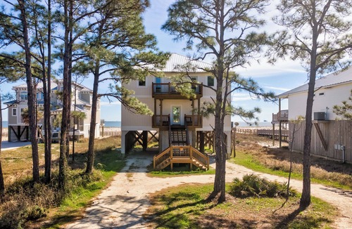 Audubon Place House | JUNE SAVINGS! Dauphin on the Gulf, Beachfront, 5/4.5, Sleep 12