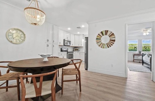 Juno Beach House | Juno Beach Access directly across street - 3bed 2.5bath house