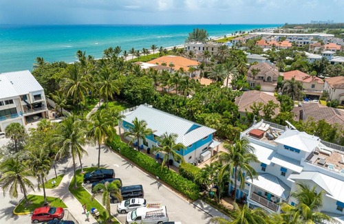 Juno Beach Apartment | Juno Beach Seaside Escape I Steps from the Ocean!