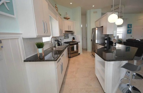 Marineland Acres House | Just Beachy A Luxury Retreat Sleeps 12 3 Levels With Elevator- Perfect for 1-3 Families