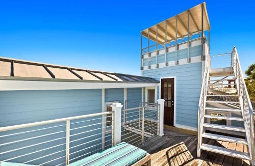 Seaside House | Just for Fun Main and Carriage