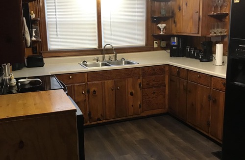 Elrod House | KEMP’S BL’ONE 20 minutes to University of Ala
