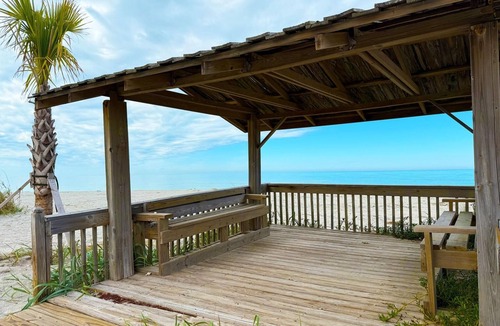 Golden Beach Apartment | King 1BR – Venice Villas on Golden Beach Sleeps 4