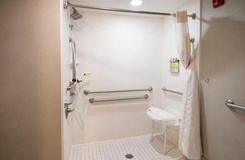 Jackson Apartment | King Bed Apt Hotel 235