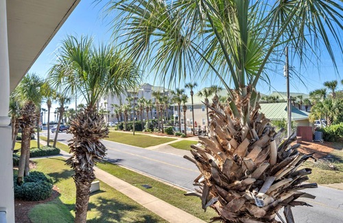 Crystal Shores Condo | King Beds, Balcony w/Ocean View, Steps to Beach