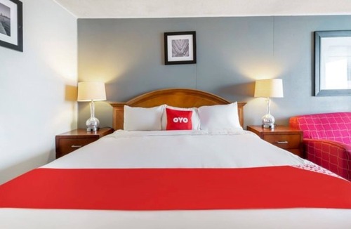 Jennings Hotel | King Size Comfort, Budget Price! Near Museums, Oil Park, Fast Check-in/Check-out