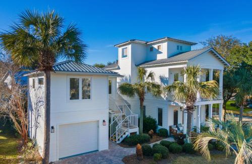Santa Rosa Beach Apartment | Kriss Carriage