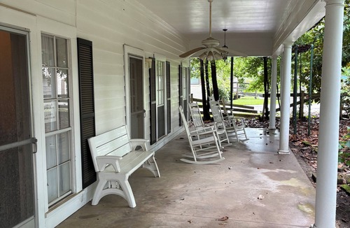 Jefferson Cottage | LA BELLE MAISON - Beautiful 1850 Historical home just across from Lions Park!